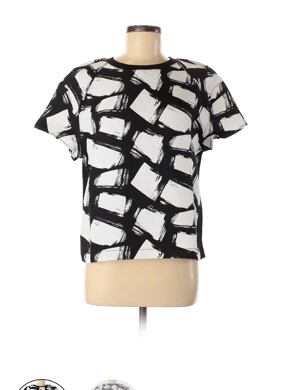 Banana Republic Black and White Brushstroke Short Sleeve Top
